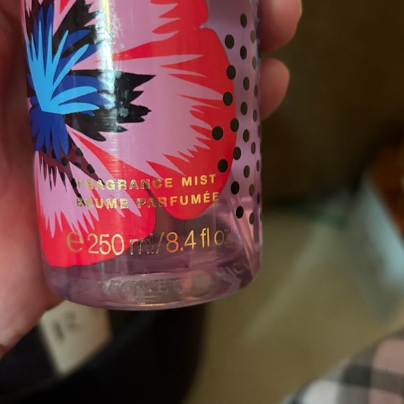 Victoria's Secret Fabulous and Spring Fever Fragrance Set brand new - Picture 8 of 10